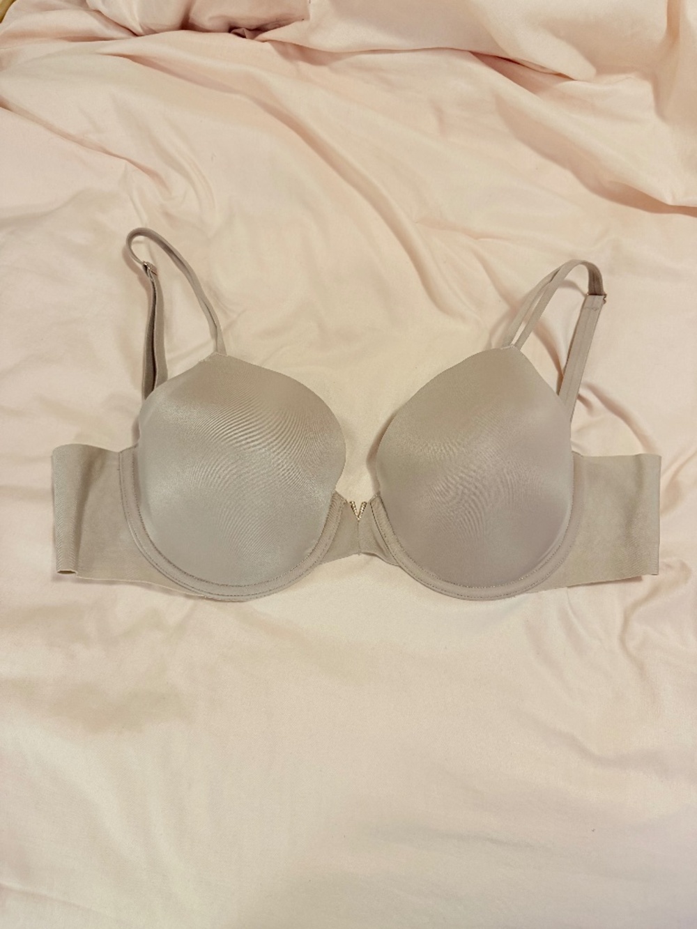 Victoria’s secret nude bra 36c
